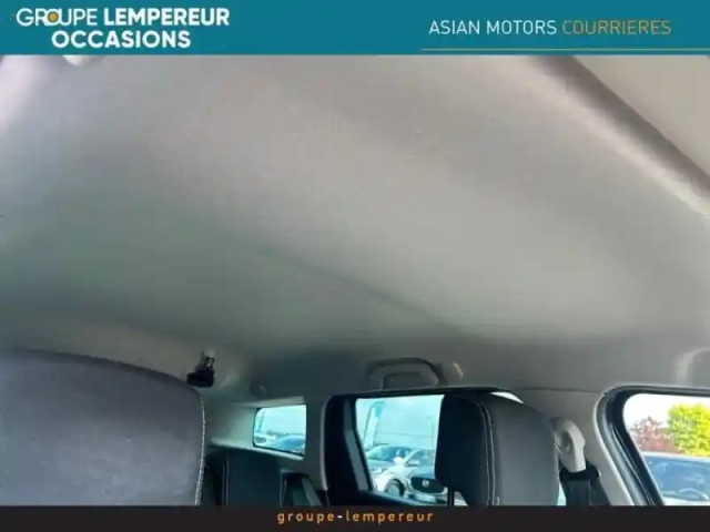 Renault Clio estate 0.9 tce 90ch intens euro6 2015 — photo 10