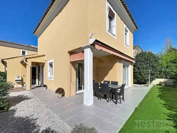 Maison 4 pièces à vendre à Antibes - Lauvert