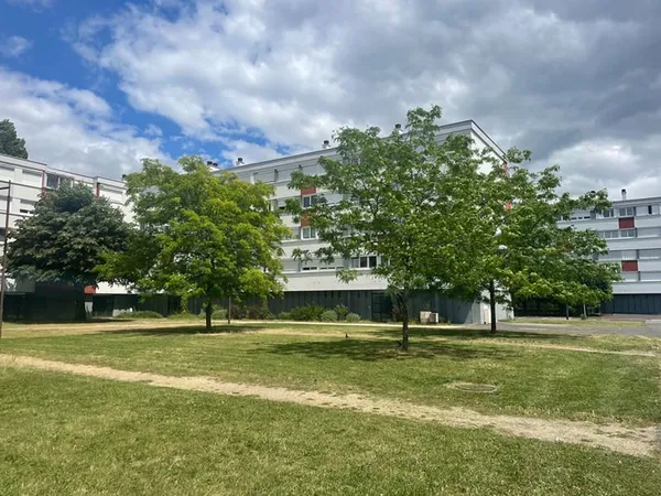 Appartement Fleury Les Aubrais 3 pièce(s) 75 m2