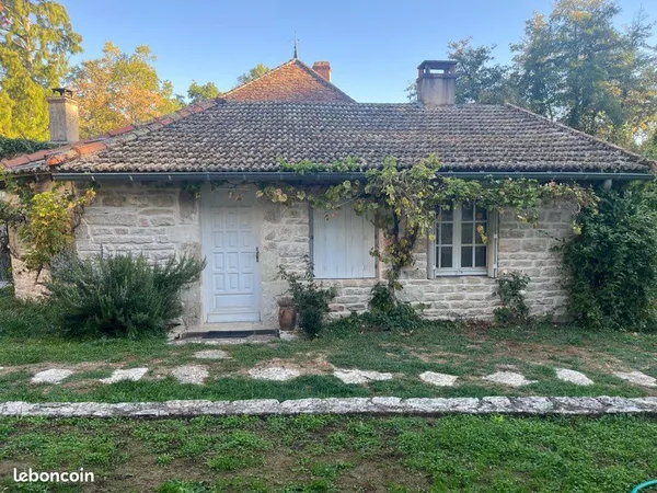 PETITE MAISON Meublée disponible de suite