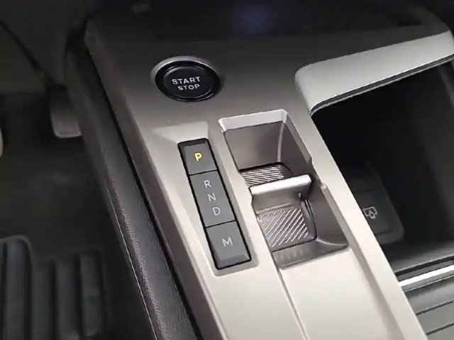 Peugeot 308 sw hybrid 145 e-dcs6 — photo 14