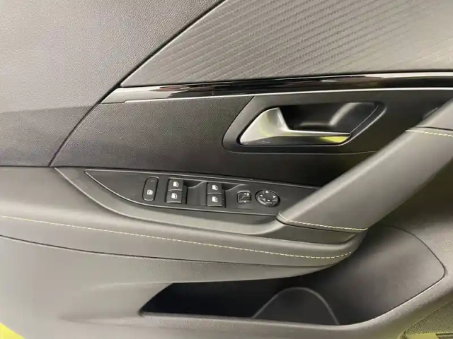 Peugeot 208 puretech 100 s&amp;s bvm6 — photo 64