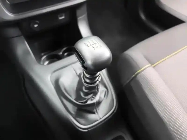 Citroën C3 puretech 110 ch bvm6 max — photo 24