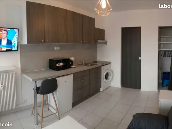 Location stufio meublé