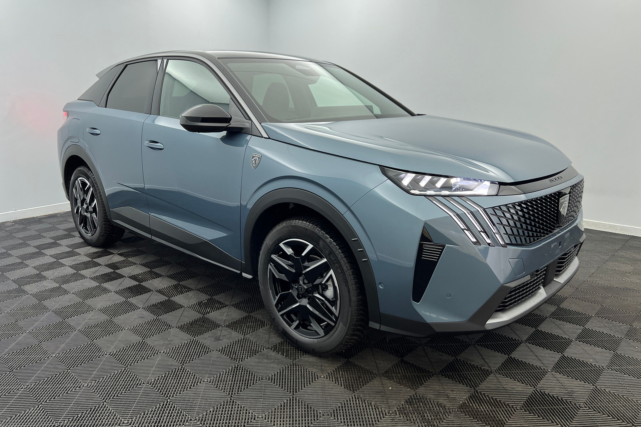 PEUGEOT 3008 Hybrid 145 e-DCS6 — photo 3