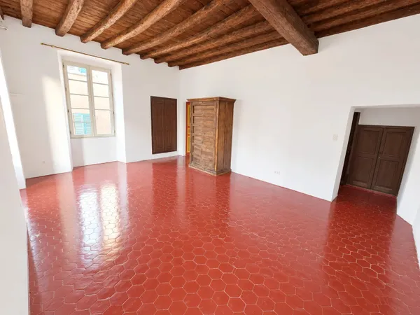 APPARTEMENT 3 PIECES DE 79 M² AU COEUR DU QUARTIER DE LA CITADELLE 20200 BASTIA