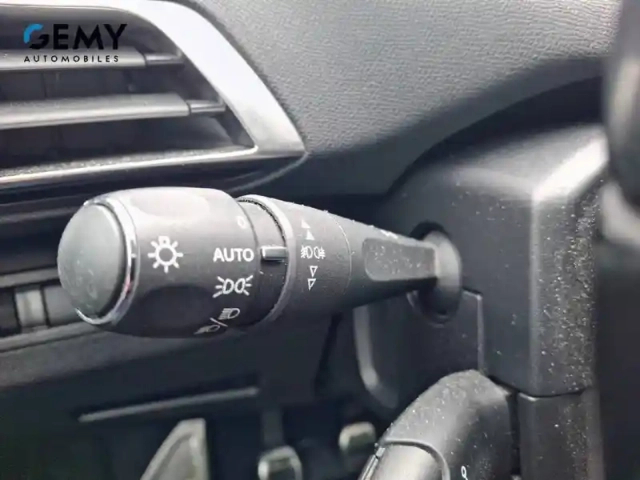 Peugeot 3008 1.5 bluehdi 130ch s&amp;s bvm6 — photo 23