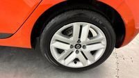 Renault Clio 1.5 Blue dCi 100ch Evolution - 24 — photo 22