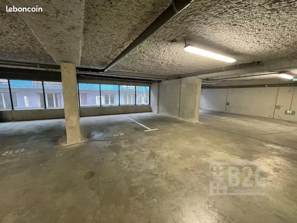 Parking/box 15 m² Grenoble