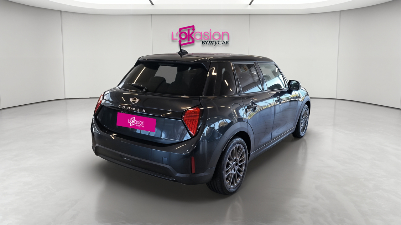 Mini Cooper 156 ch DKG7 C — photo 5