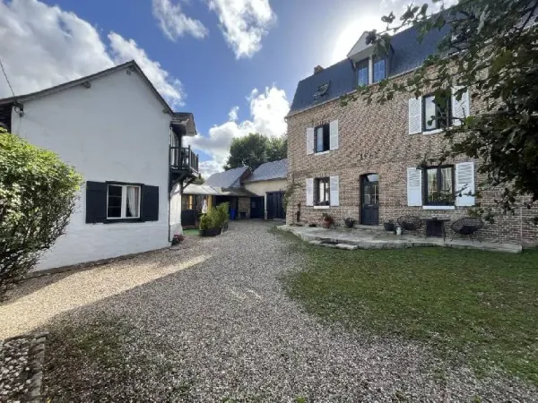 Maison 10 pièces 218 m²