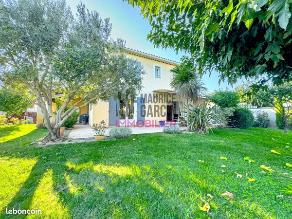 Propriété 6 pièces 162 m²