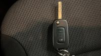 Renault Trafic Combi Grand 2.0 Blue dCi 150ch Evolution -24b — photo 11