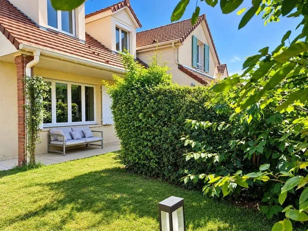 Maison 6 pièces 160 m²