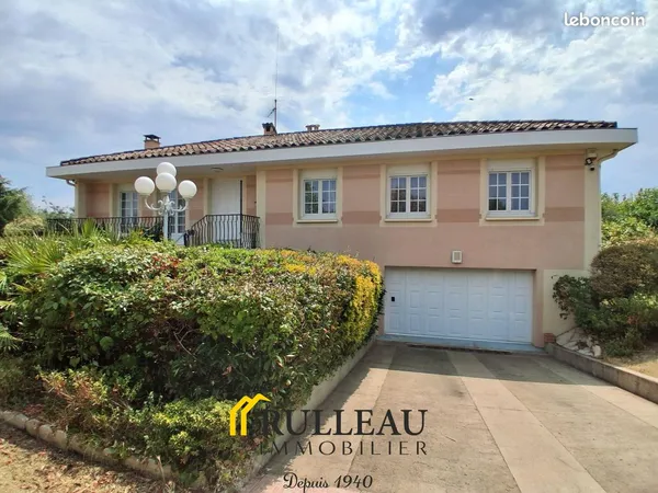 Propriété 6 pièces 153 m²