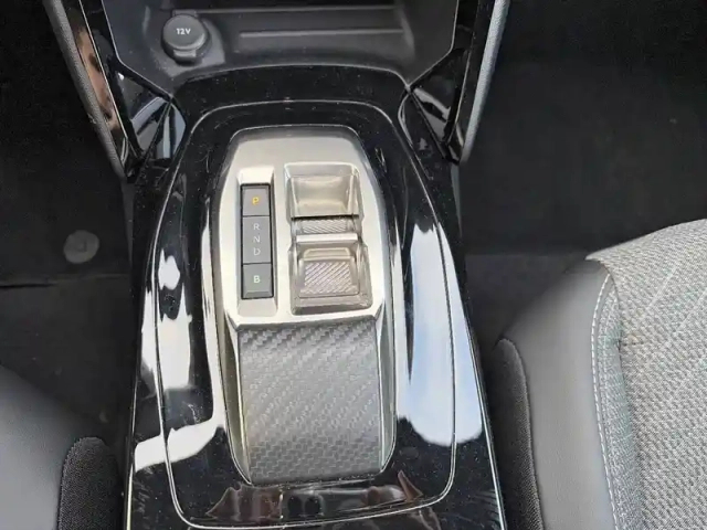 Peugeot 2008 electrique 54 kwh 156 ch — photo 14