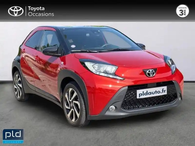 Toyota Aygo X 1.0 vvt-i 72ch design my23 — photo 3