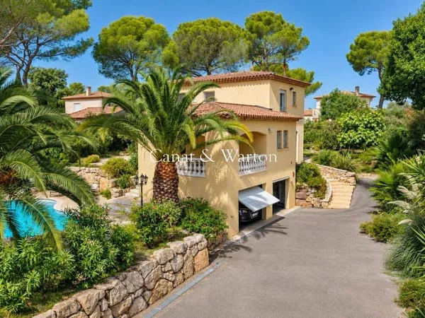 Villa 7 pièces 163 m²