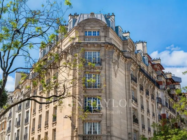Appartement Familial - Emile Zola