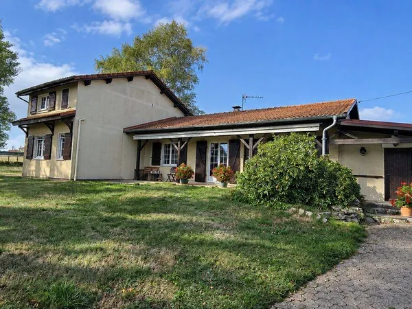 Maison 7 pièces 136 m²
