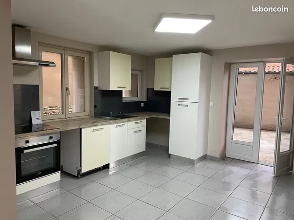 Location T3 74 m2