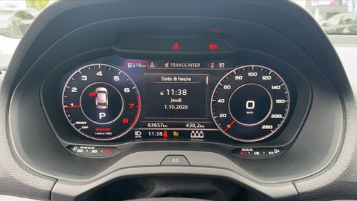 Audi Q2 35 TFSI 150 S tronic 7 - Design Luxe – 2020 – 63657 km – Essence – Boîte Automatique — photo 18