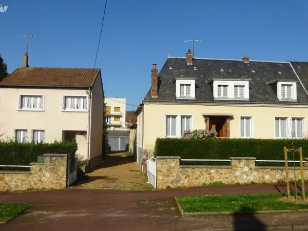 Maison 10 pièces 180 m²