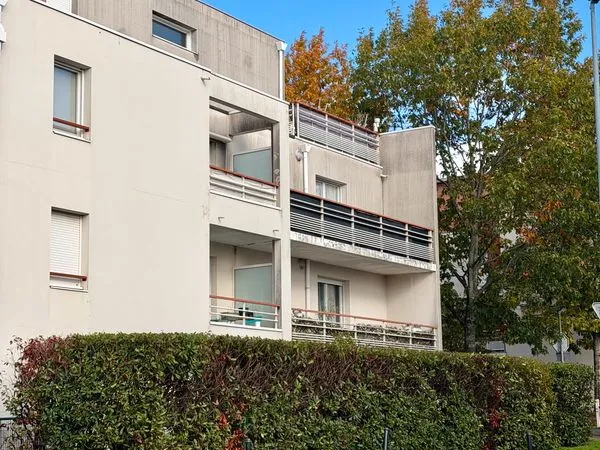À vendre T3 lumineux à Nantes Eraudière avec balcons et garage fermé