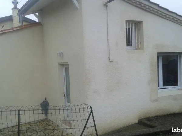 Petite maison mitoyenne
