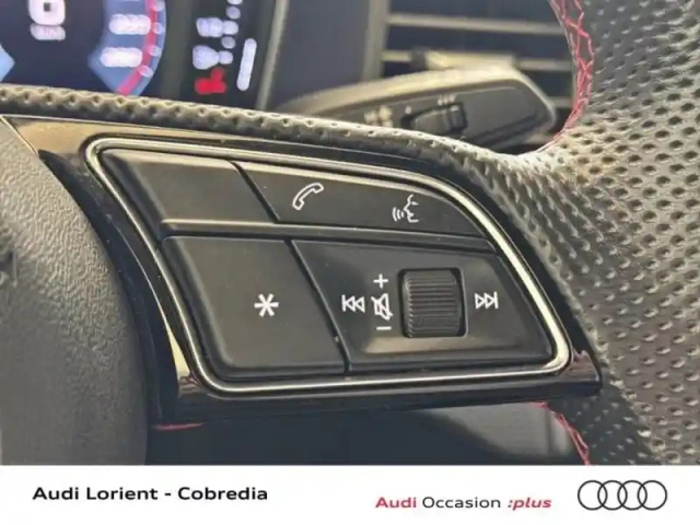 Audi A1 sportback 30 tfsi 110ch s line s tronic 7 — photo 15