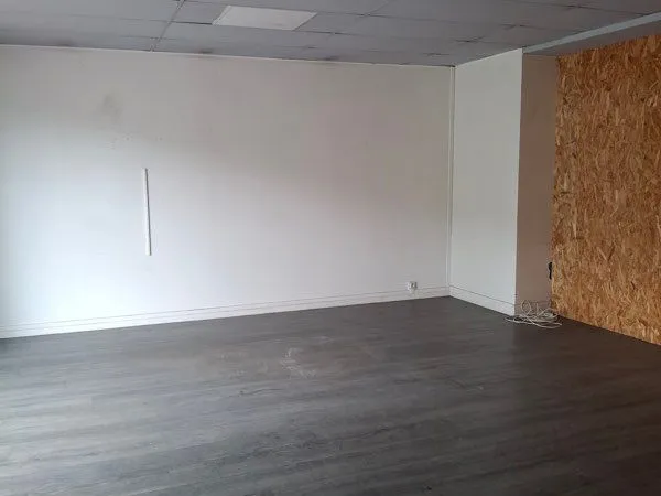 à louer - local commercial / bureaux