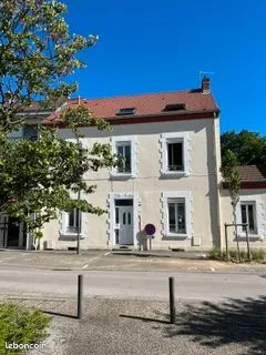 A vendre très grande maison en pierre de 1850