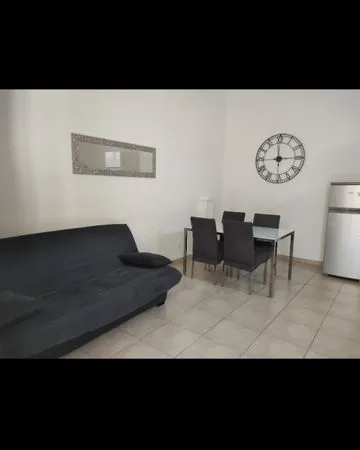 Studio meublé