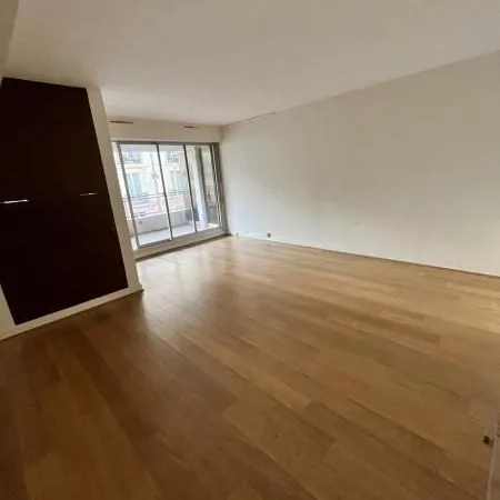 Studio 1 pièce 38 m²