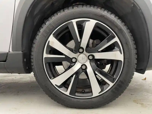 Peugeot 2008 puretech 130ch s&amp;s bvm6 — photo 236