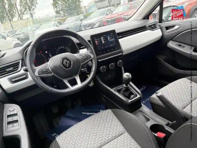 Renault Clio 1.0 tce 90ch evolution — photo 30