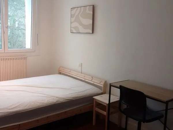 Colocation 3 chambres- Appartement - Gare