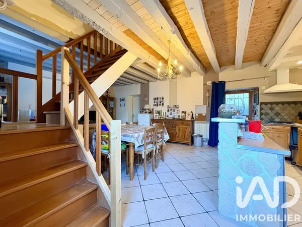 Maison 2 pièces 64 m²