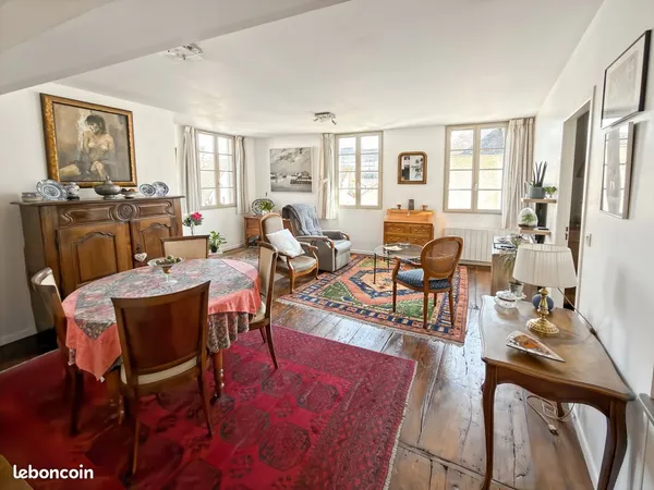 Appartement 4 pièces 77 m²