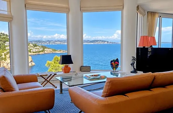 Appartement de prestige 175 m² avec vue mer panoramique à Théoule-sur-Mer