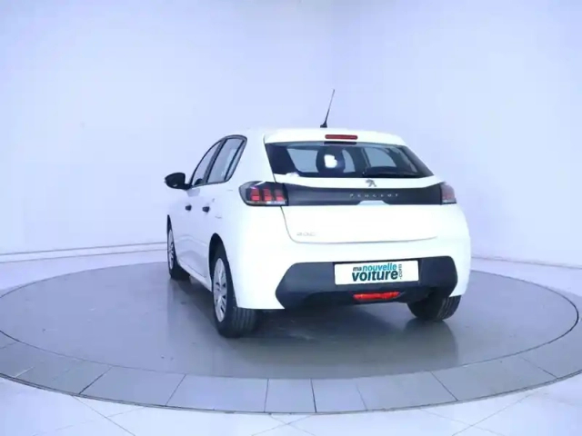 Peugeot 208 puretech 75 s&amp;s bvm5 — photo 7