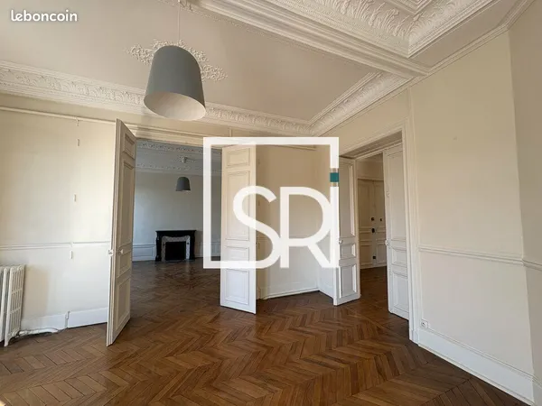 Bureaux 180 m² CLERMONT-FERRAND