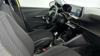 Peugeot 208 1.2 PureTech 100ch S&S Active — photo 15