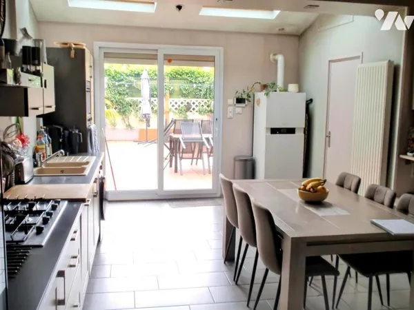 Maison 7 pièces 92 m²