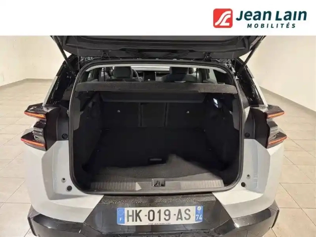 Citroën C5 Aircross hybride 145 ch e-dcs6 — photo 10