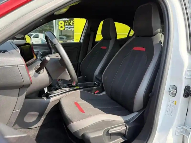 Opel Mokka 1.2 turbo 100ch gs line — photo 9