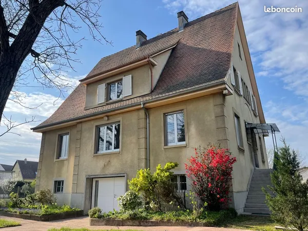 Maison de caractère, située dans quartier calme et résidentiel de Pfastatt - 200 m2 habitables - Ter