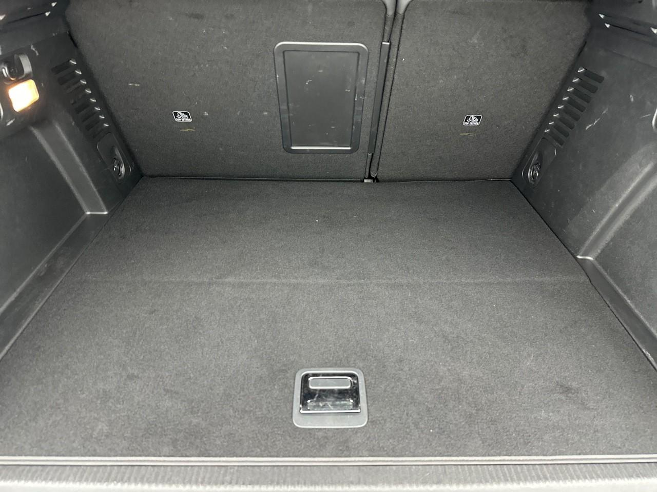 Peugeot 3008 hybrid 225 e-eat8 allure — photo 6