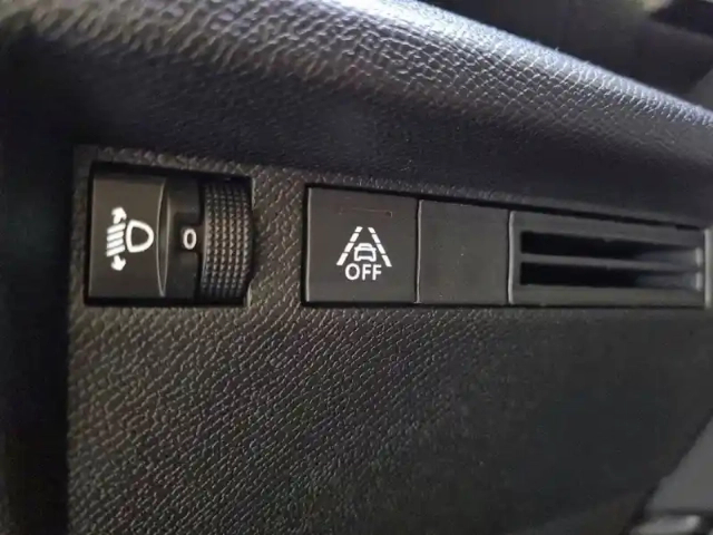 Citroën C4 bluehdi 130 eat8 — photo 30