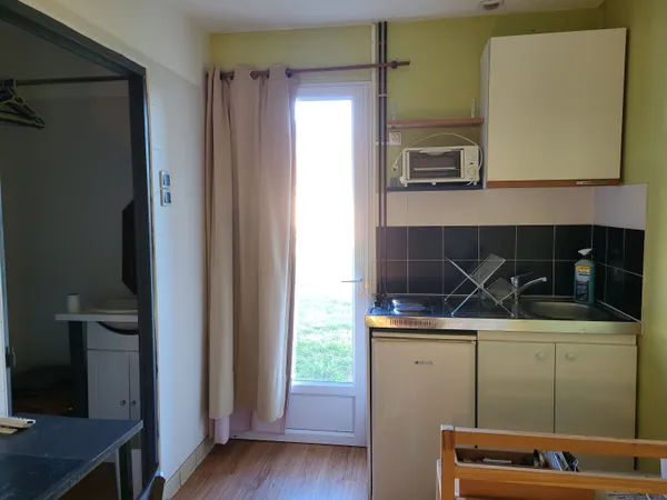 Loue chambre en colocation - 10 m² - à la campagne